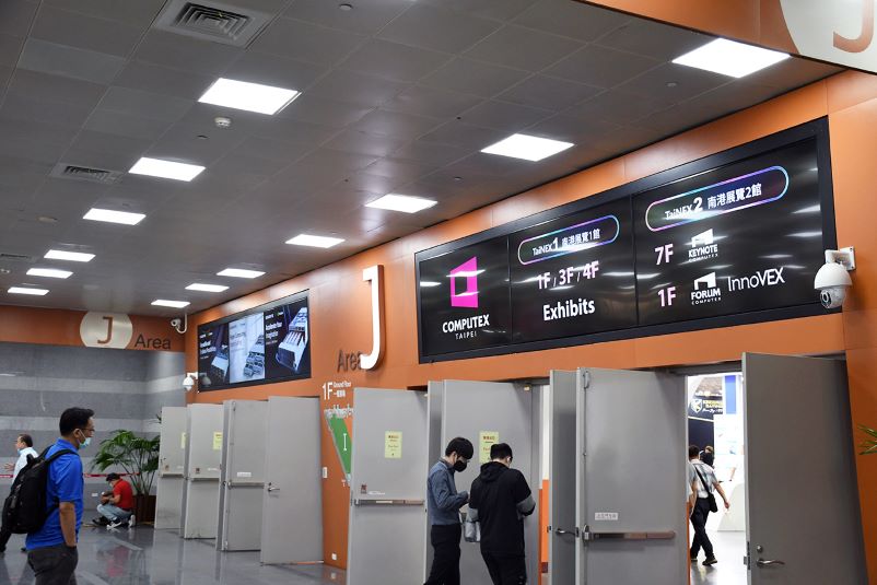 南港展覧センターはCAYINのデジタルサイネージソリューションを完全に採用