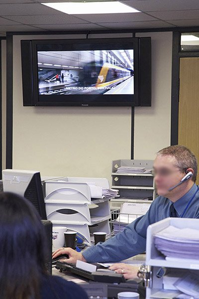 ป้ายไฟฟ้าดิจิตอลบริษัท Balfour Beatty Plant & Fleet Services สหราชอาณาจักร